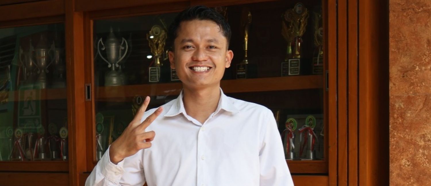 Mengukir Warna, Menjelajah Asa: Sosok Serba Bisa Bakti Andika Alfiraq Fajri, S.Pd.