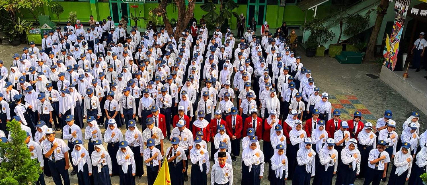 Pelantikan OSIS, MPK, Organisasi, dan Kader Tim SMP Negeri 7 Yogyakarta: Wujudkan Generasi Disiplin, Kreatif, dan Bertanggung Jawab