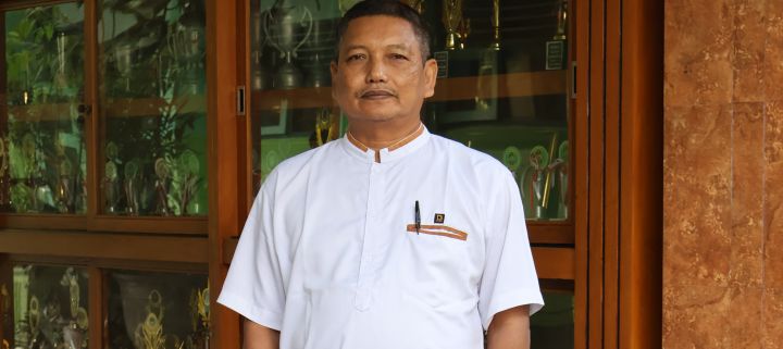 Bagus Wisnubroto, S.Pd., Guru IPS yang Gemar Otomotif 