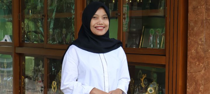 Mengenal lebih dekat Bu Nisa Guru BK SMP Negeri 7 Yogyakarta yang humoris