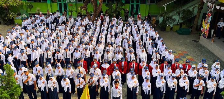 Pelantikan OSIS, MPK, Organisasi, dan Kader Tim SMP Negeri 7 Yogyakarta: Wujudkan Generasi Disiplin, Kreatif, dan Bertanggung Jawab