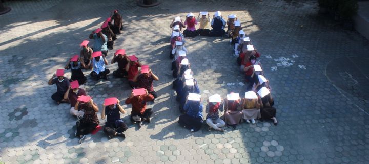 selebrasi usia 60 tahun sekolah